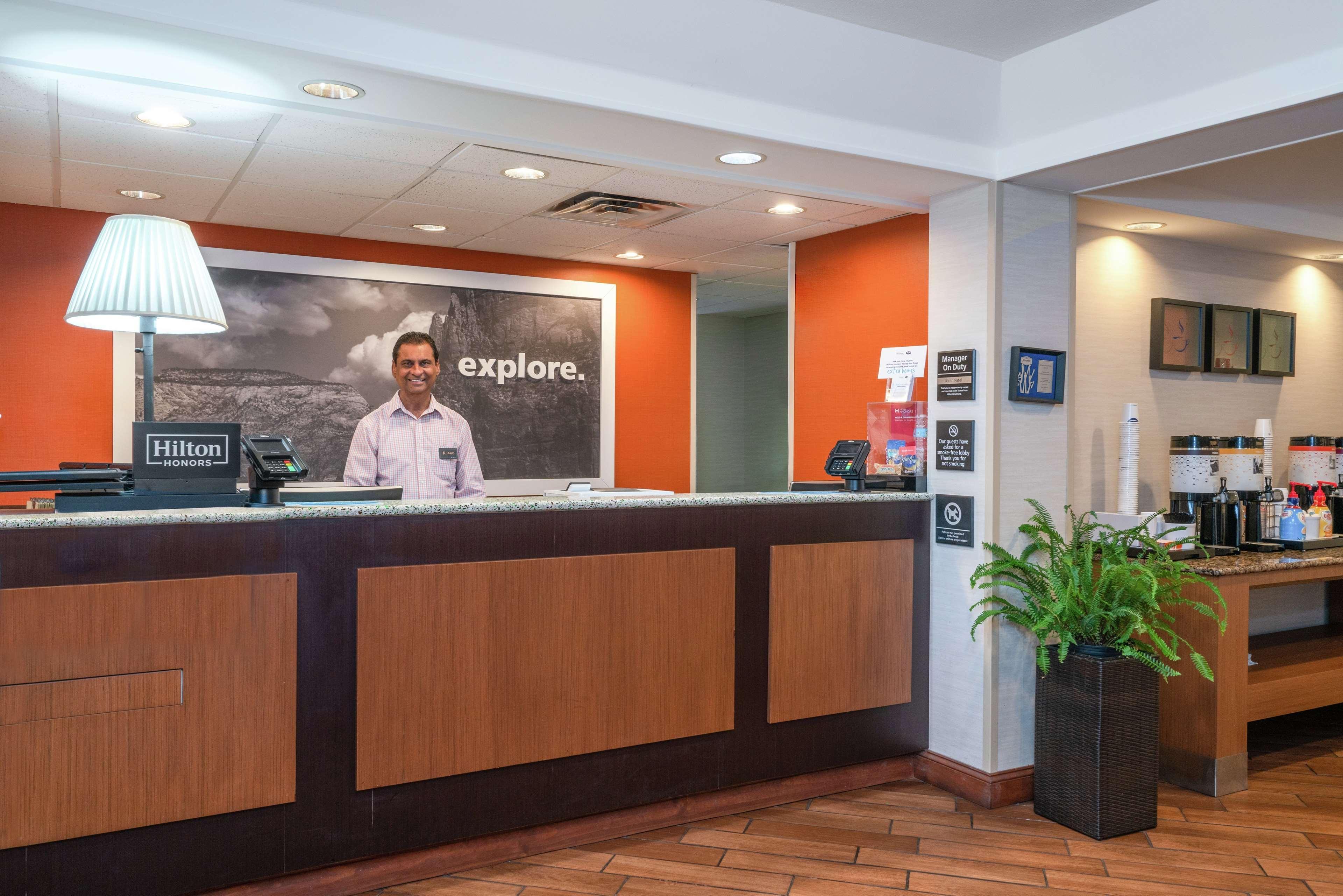 Hampton Inn Hixson Bagian luar foto