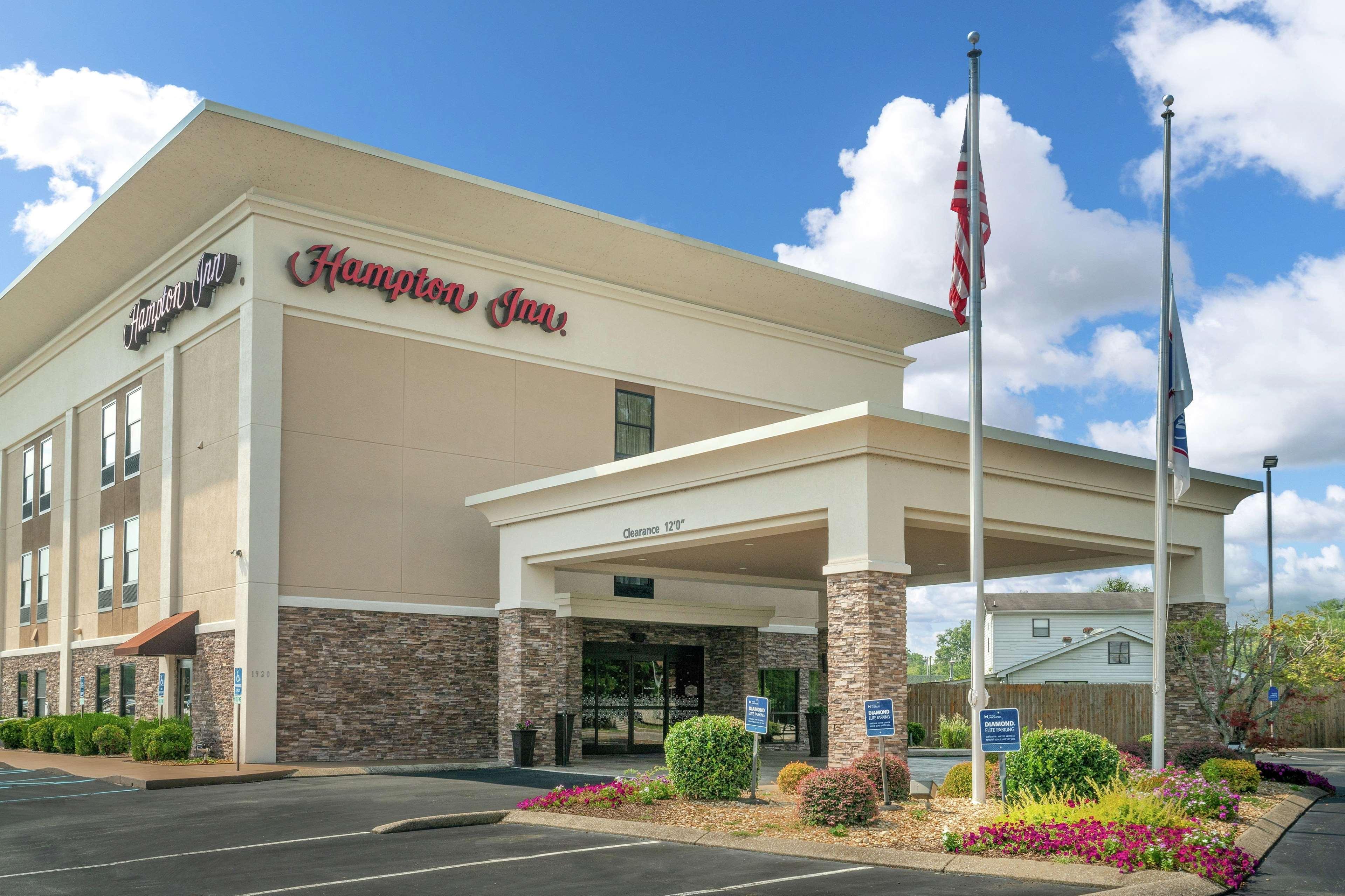 Hampton Inn Hixson Bagian luar foto