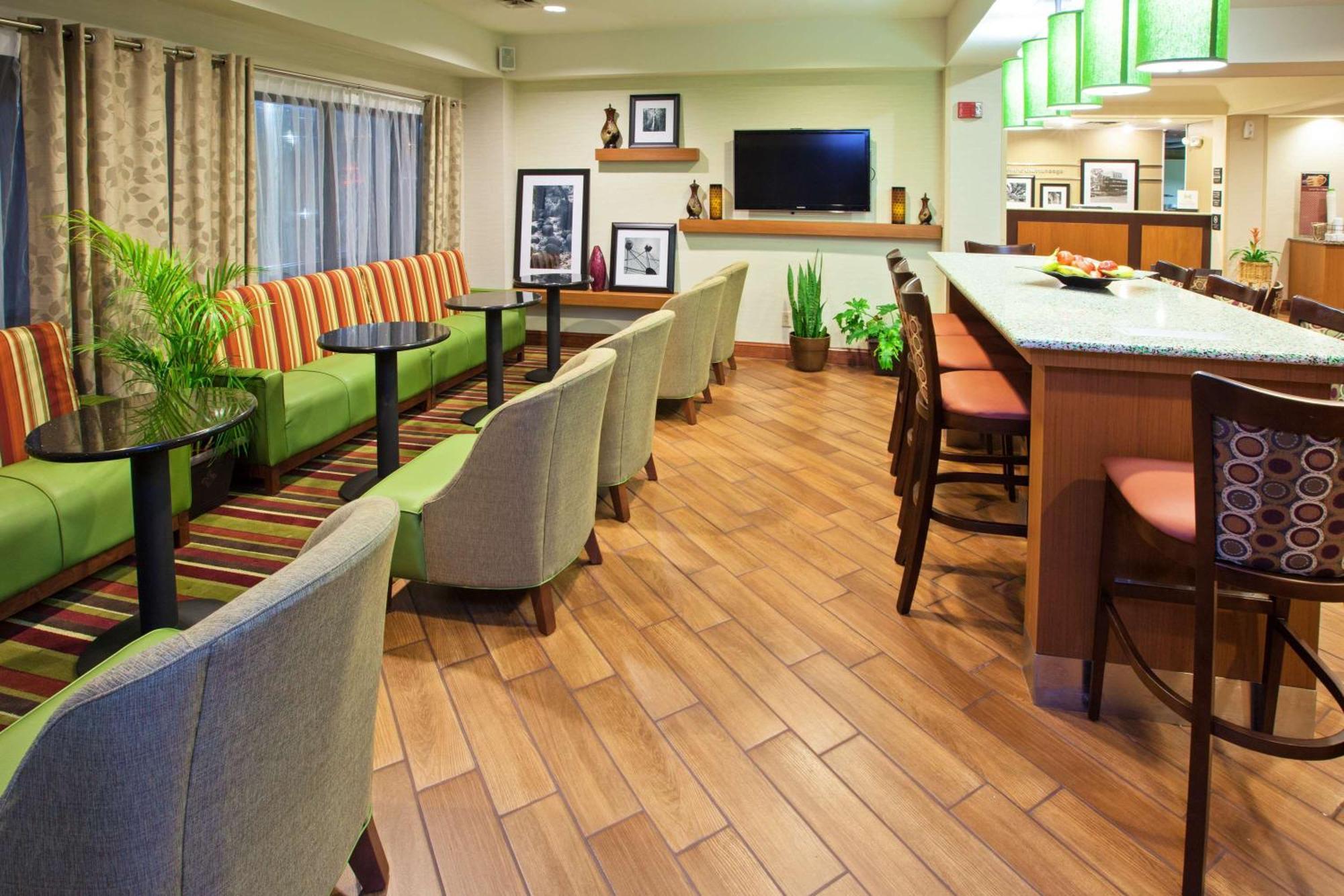Hampton Inn Hixson Bagian luar foto